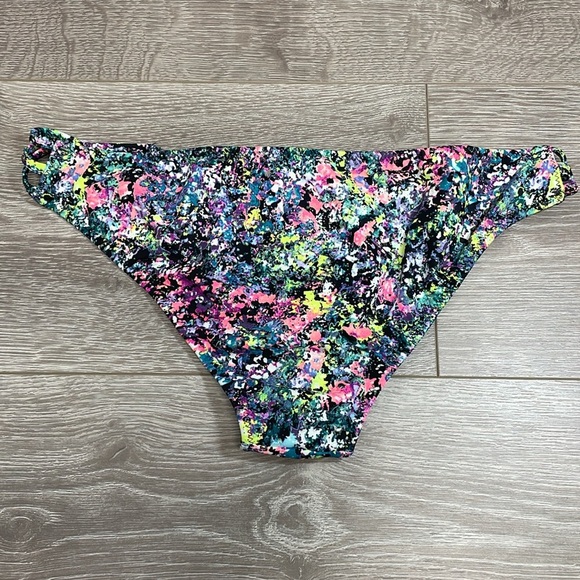 NWOT Victoria’s Secret Bikini Strappy Cheeky Triangle Top Neon Graffiti Yellow M - Picture 7 of 16